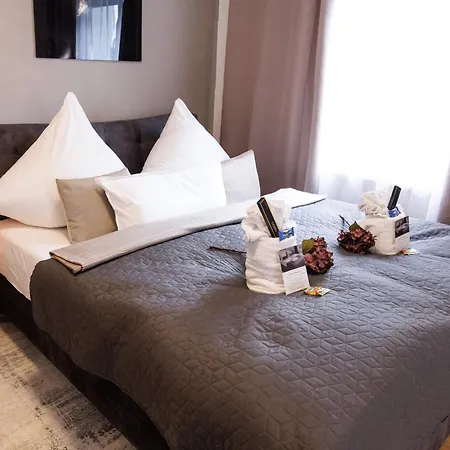 Ama - Signature Living - Business & Comfort