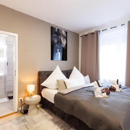 Ama - Signature Living - Business & Comfort *